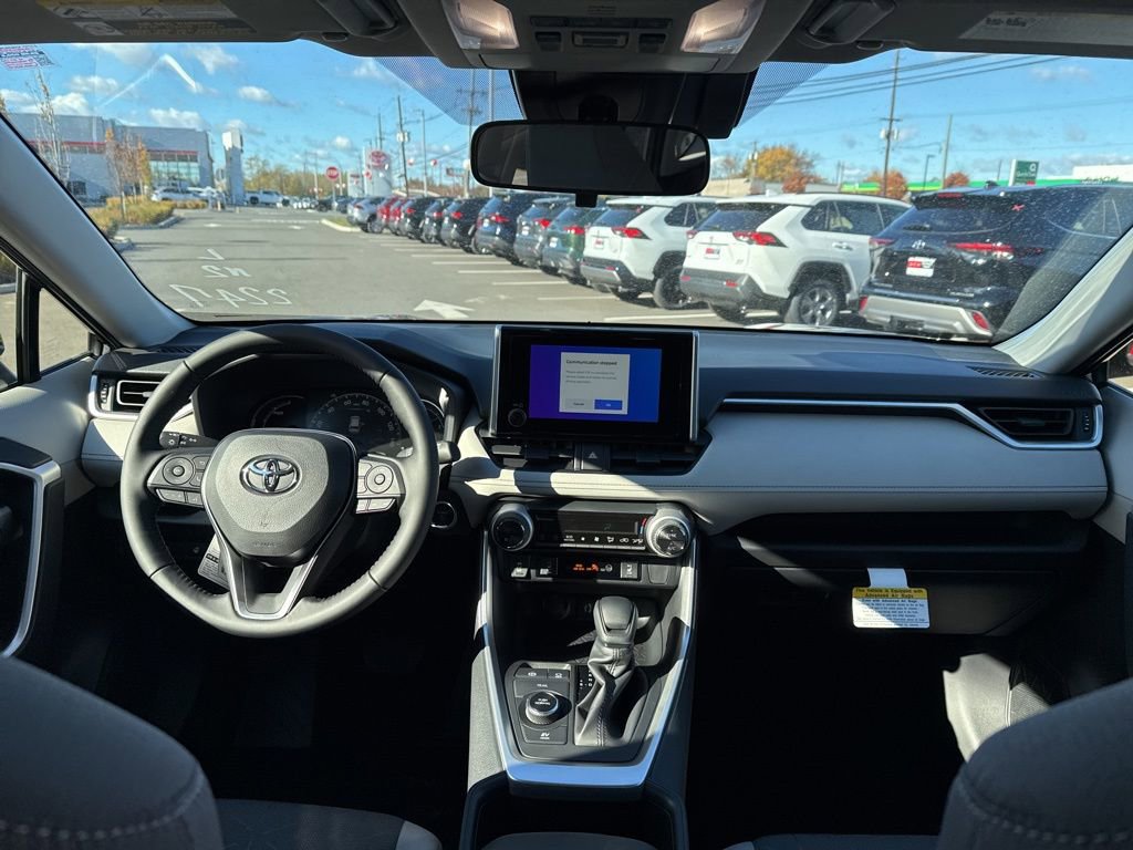 Thumbnail: 2025 Toyota RAV4 - 18