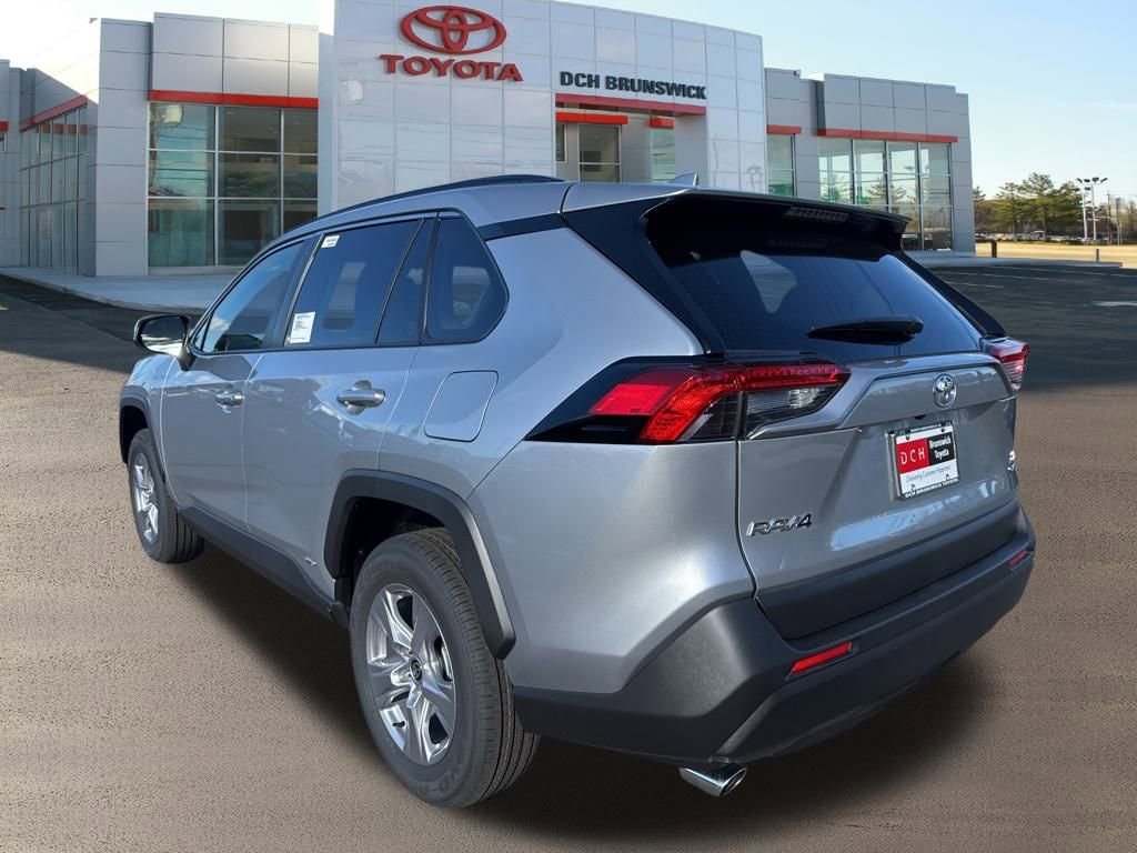Thumbnail: 2025 Toyota RAV4 - 6