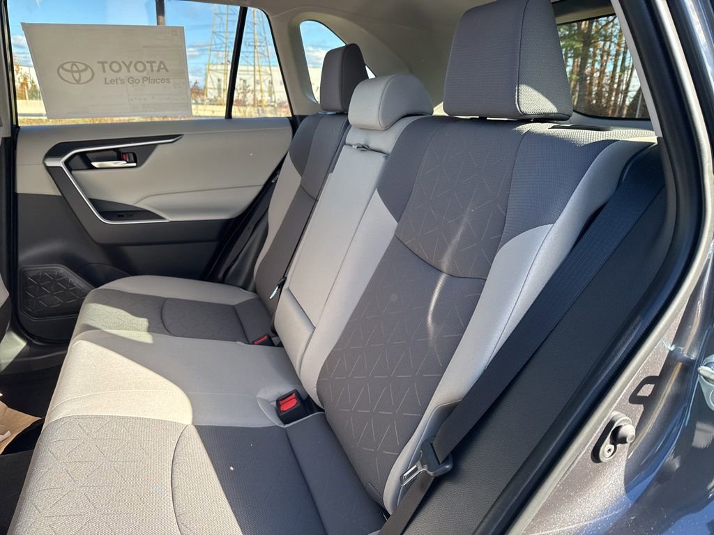 Thumbnail: 2025 Toyota RAV4 - 12