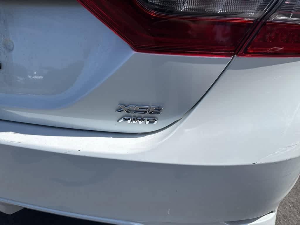 Thumbnail: 2022 Toyota Camry - 13