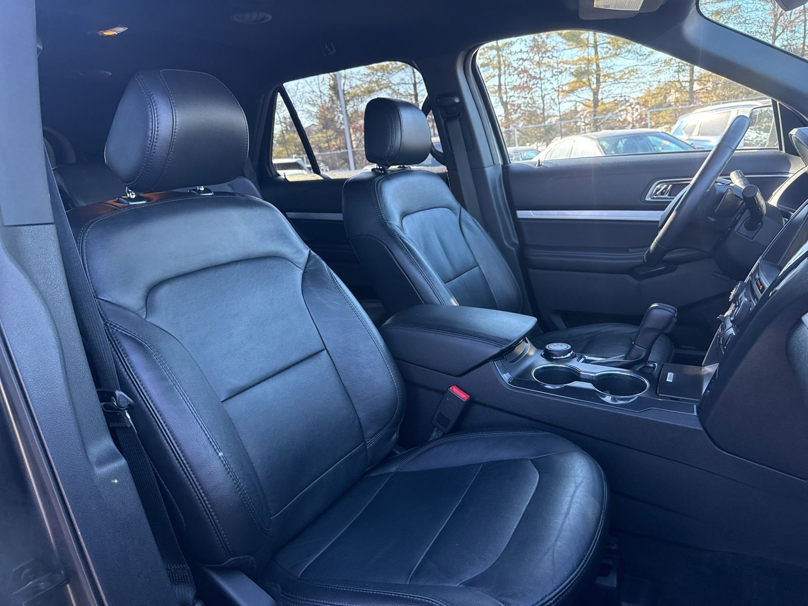 Thumbnail: 2017 Ford Explorer - 21