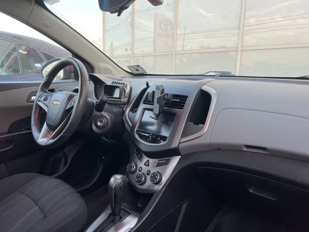 Thumbnail: 2013 Chevrolet Sonic - 14