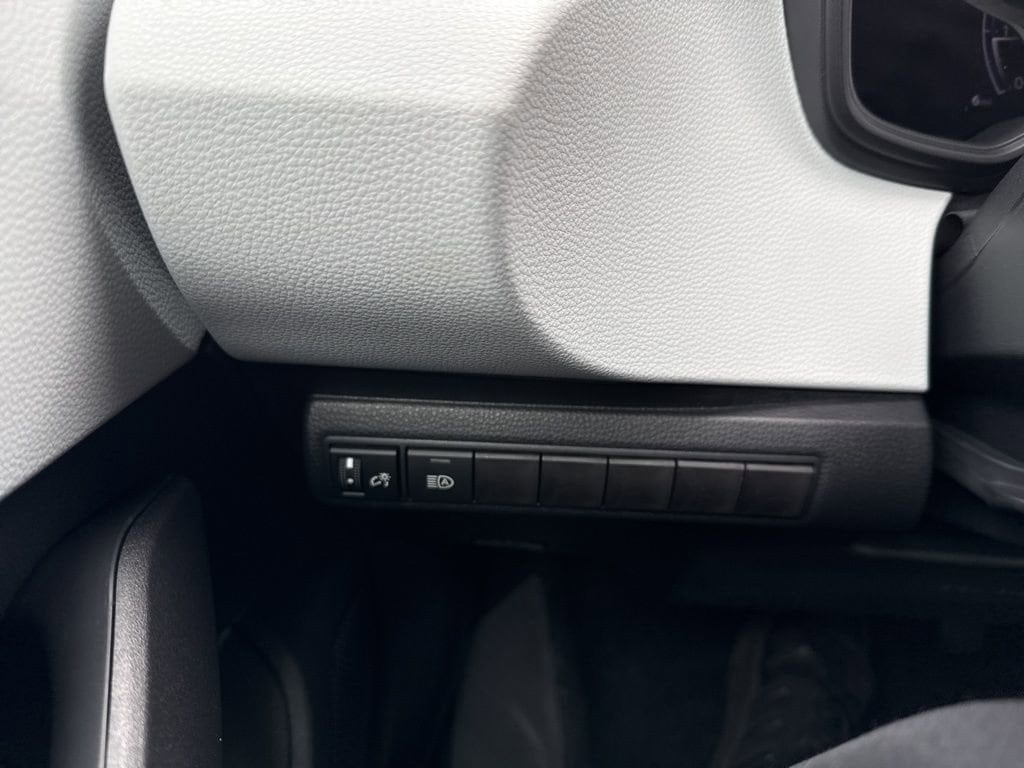 Thumbnail: 2026 Toyota Corolla - 21