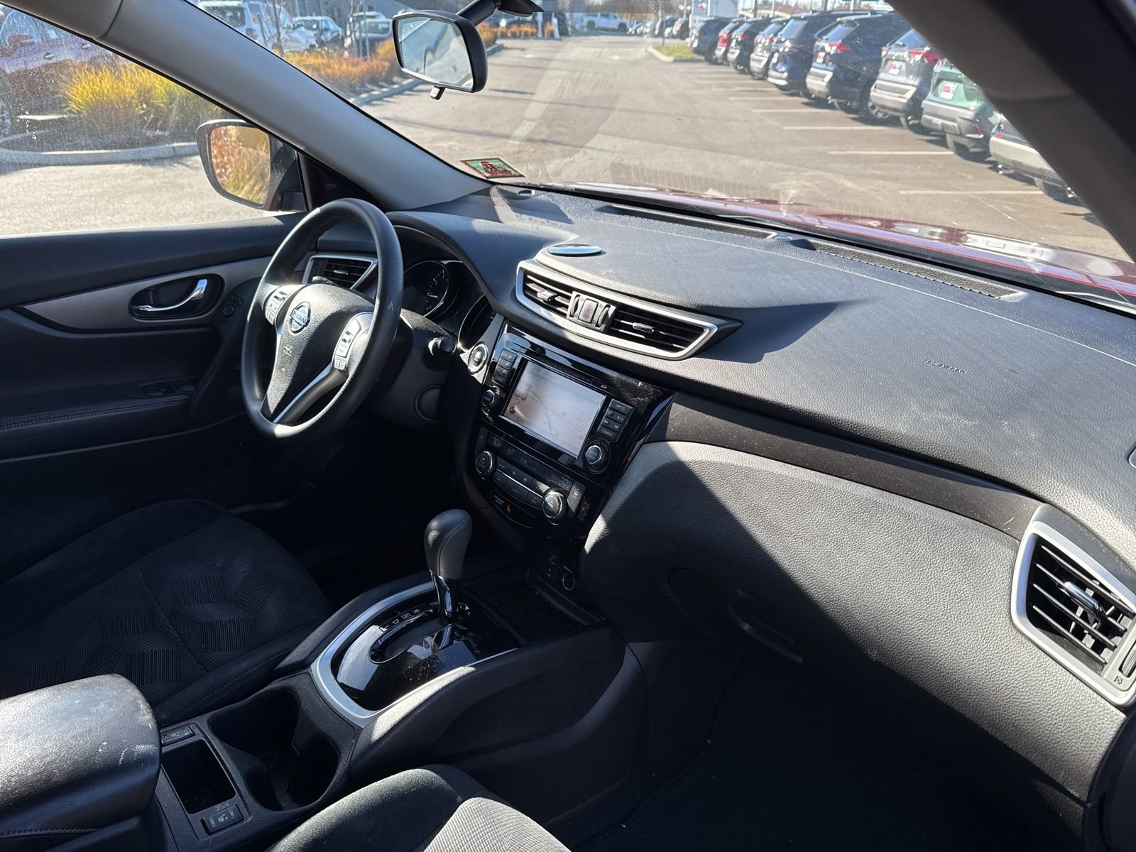 Thumbnail: 2016 Nissan Rogue - 20