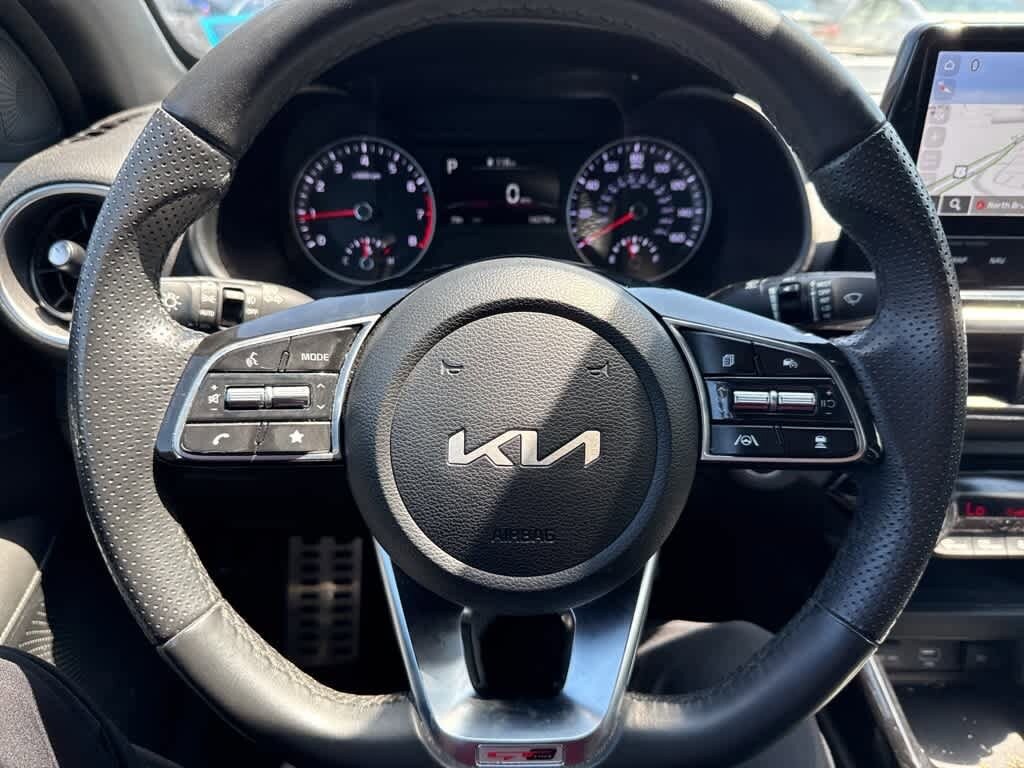 Thumbnail: 2023 Kia Forte - 21