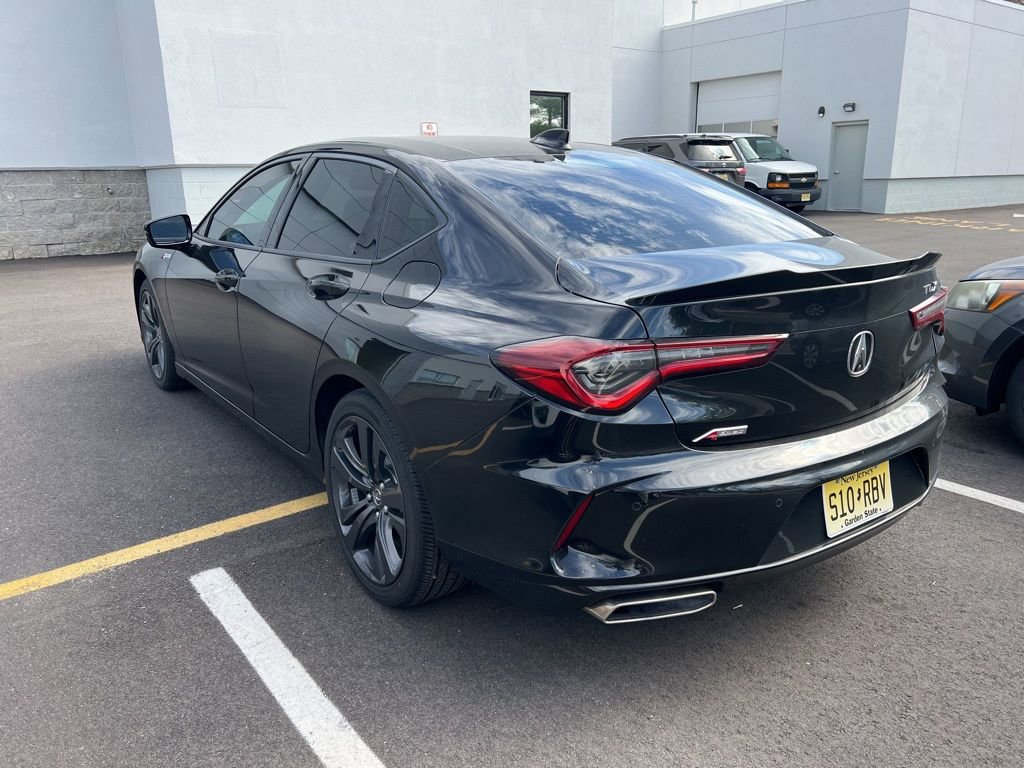 Thumbnail: 2022 Acura TLX - 5