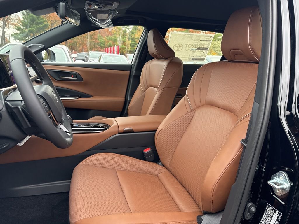 Thumbnail: 2025 Toyota Crown Signia - 10