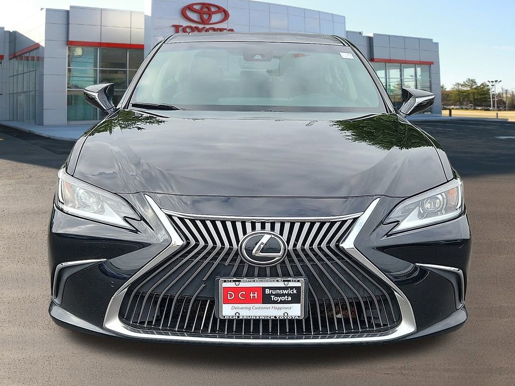 Used 2020 Lexus ES 350  Sedan