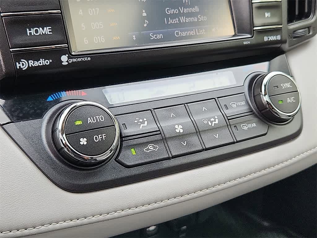 Thumbnail: 2017 Toyota RAV4 - 21