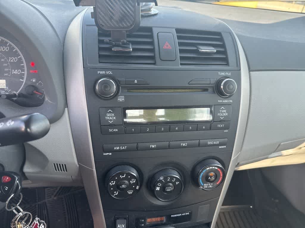 Thumbnail: 2010 Toyota Corolla - 5