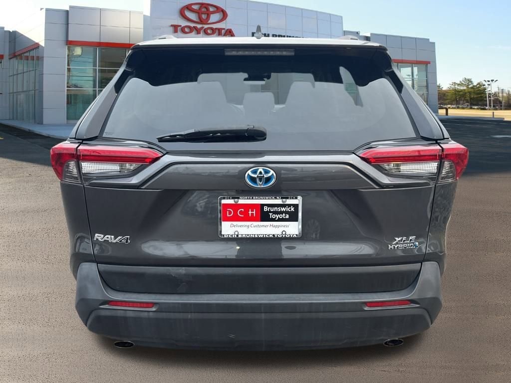 Thumbnail: 2019 Toyota RAV4 - 6