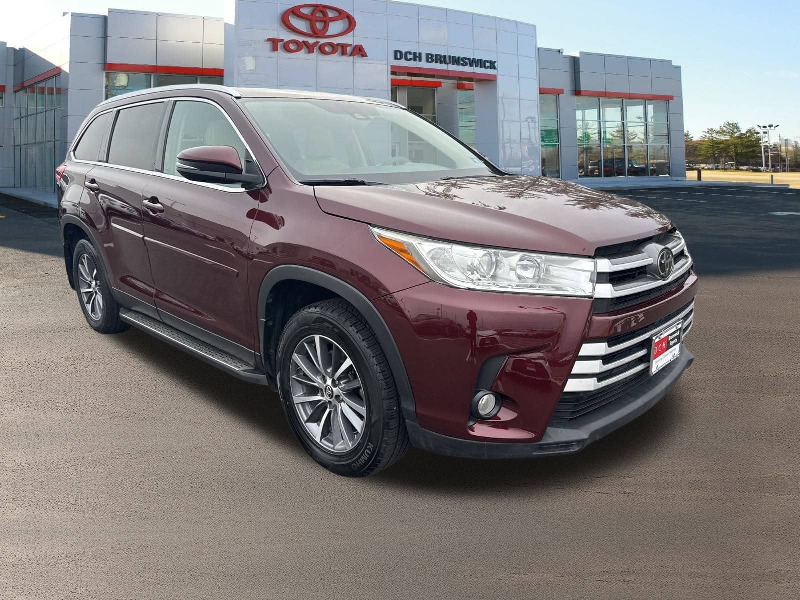 Thumbnail: 2019 Toyota Highlander - 3