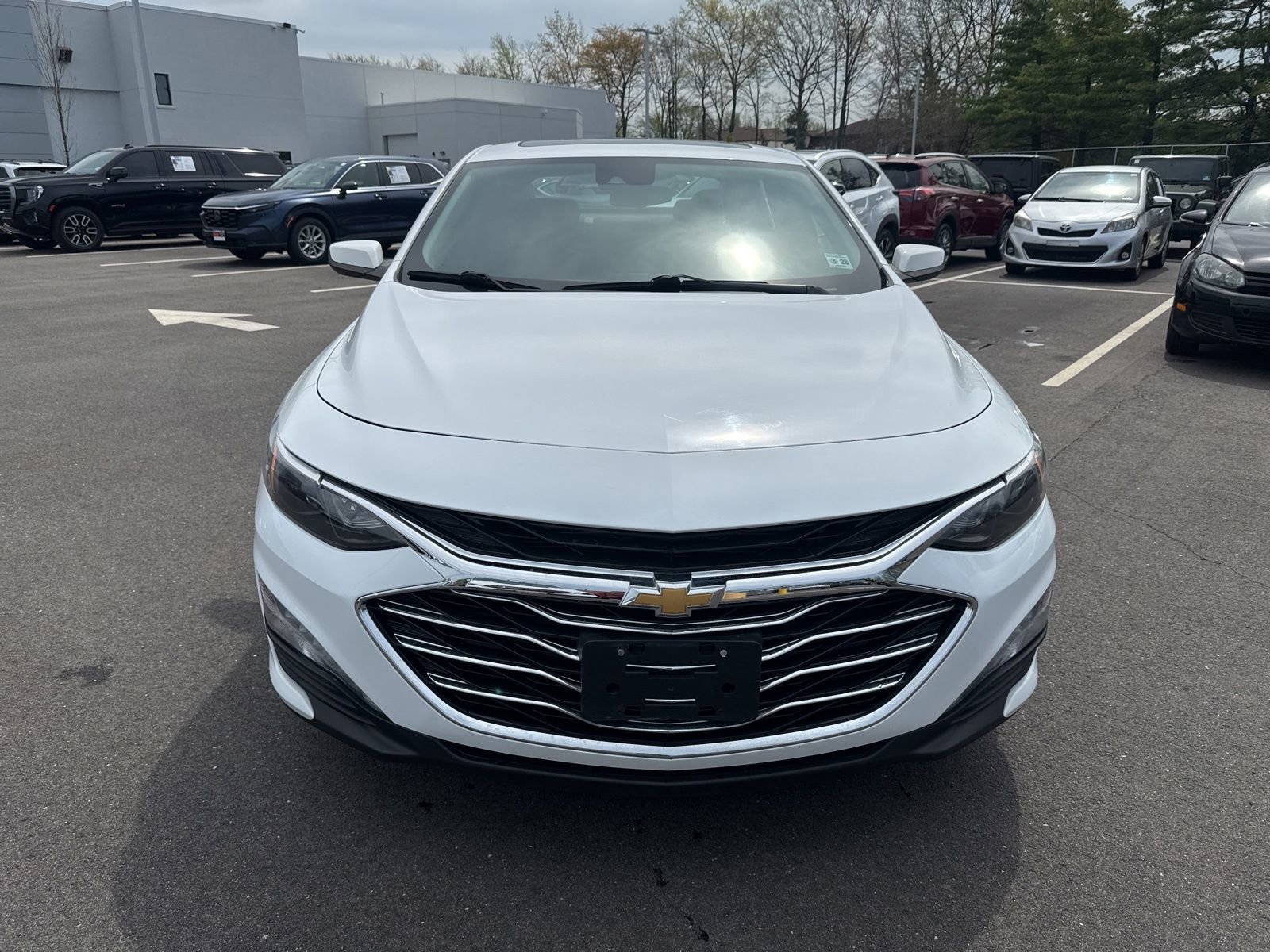 Used 2023 Chevrolet Malibu 1LT with VIN 1G1ZD5ST4PF194497 for sale in North Brunswick Township, NJ