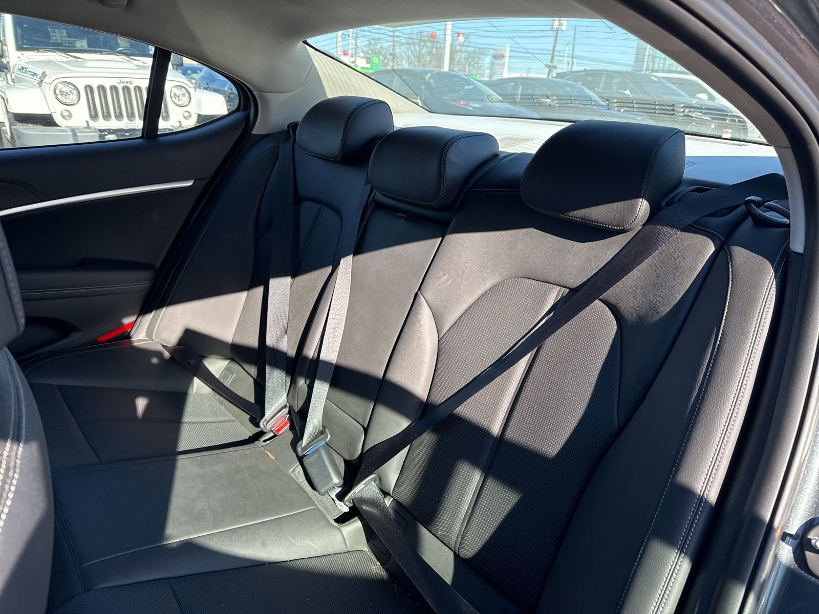 Thumbnail: 2020 Genesis G70 - 18