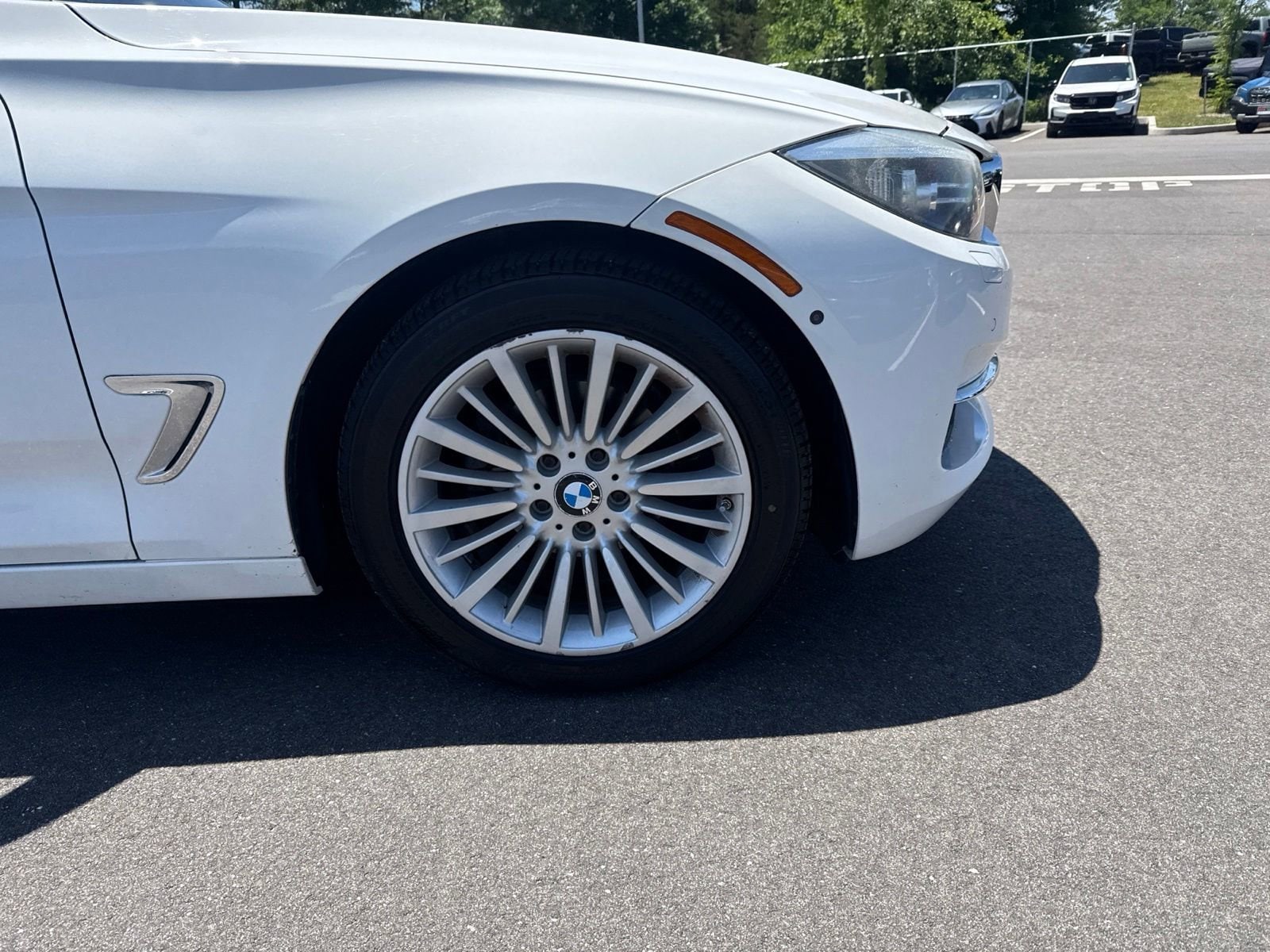 Thumbnail: 2014 BMW 3 Series - 17