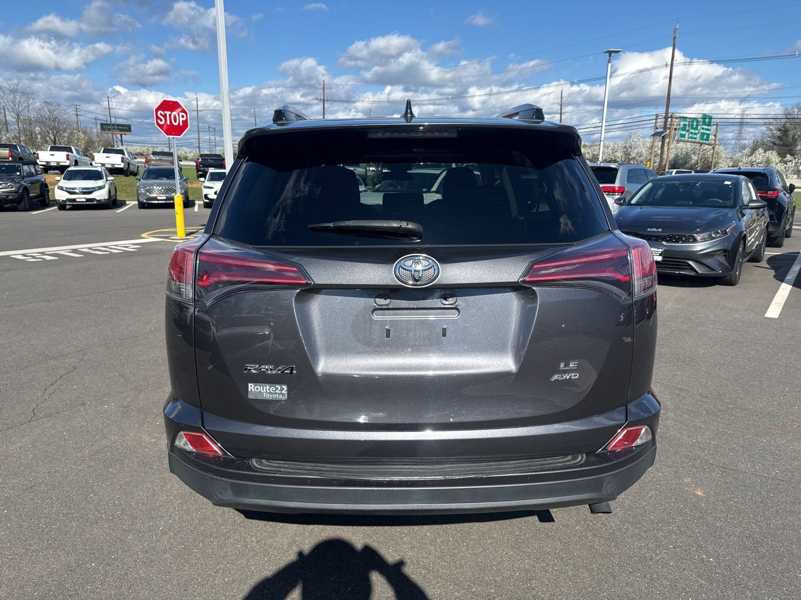 Thumbnail: 2018 Toyota RAV4 - 6