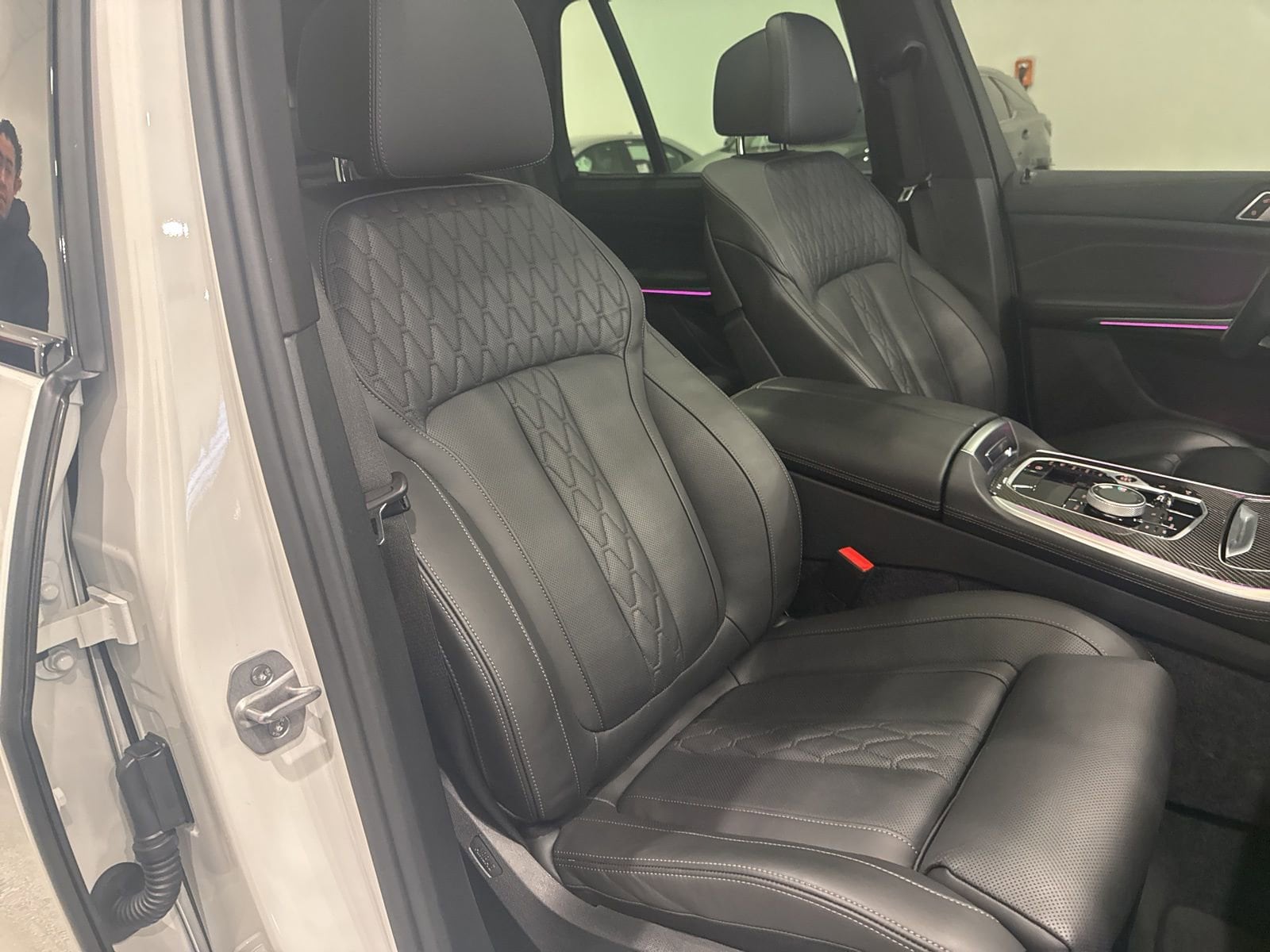 Thumbnail: 2025 BMW X5 - 25