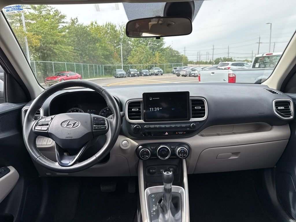 Thumbnail: 2021 Hyundai Venue - 24