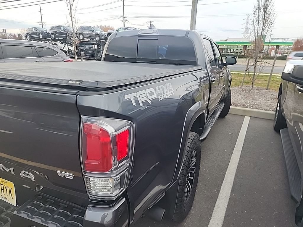 Thumbnail: 2022 Toyota Tacoma - 15