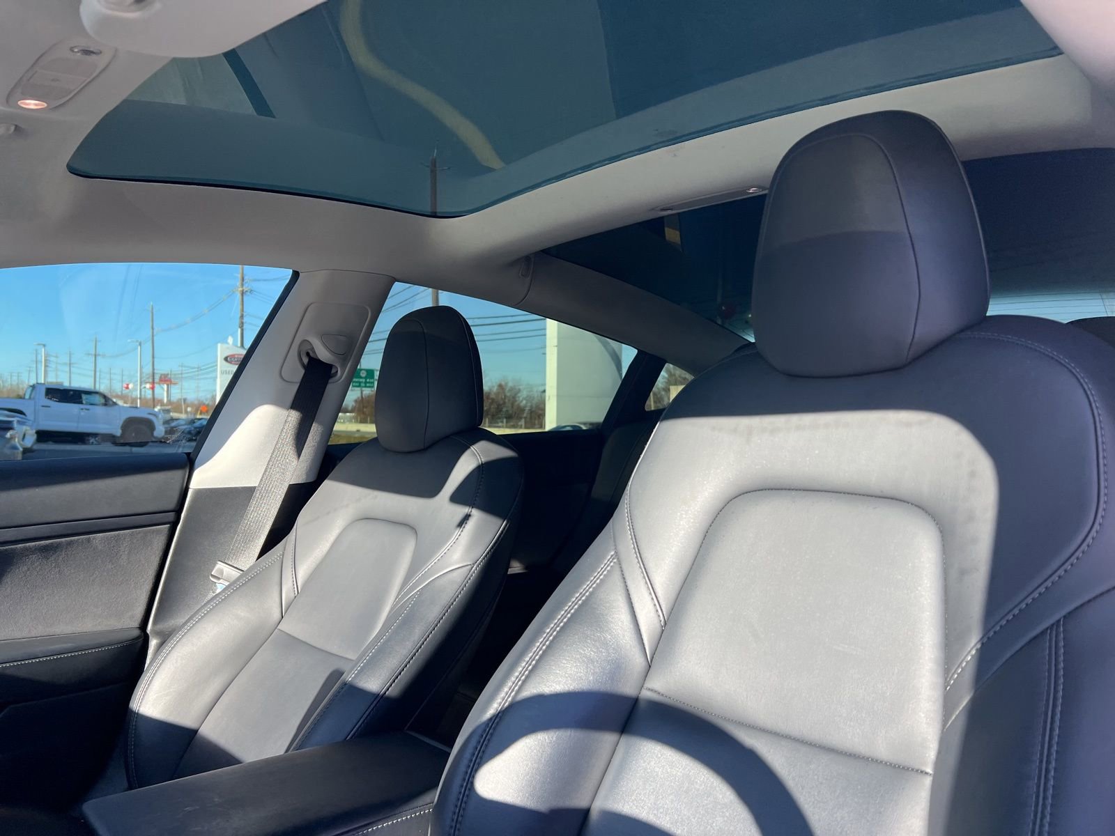 Thumbnail: 2020 Tesla Model 3 - 17