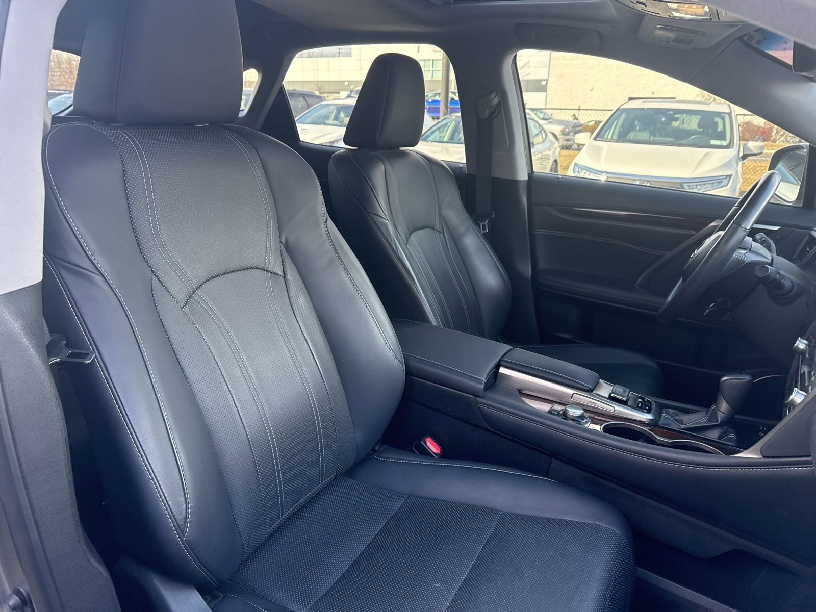 Thumbnail: 2018 Lexus RX - 20