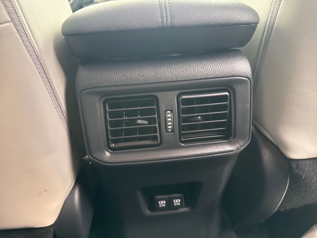 Thumbnail: 2019 Toyota RAV4 - 34