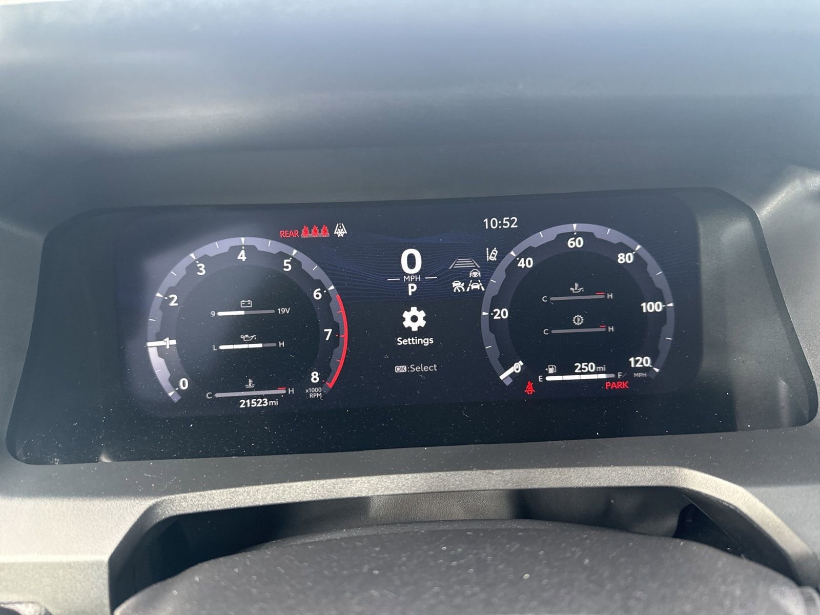 Thumbnail: 2024 Toyota Tacoma - 32