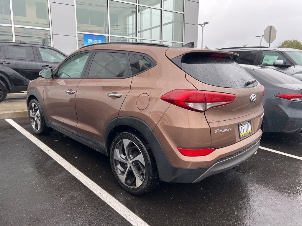 Thumbnail: 2016 Hyundai Tucson - 5