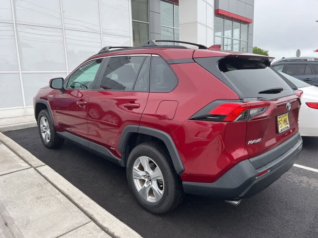 2020 Toyota RAV4 XLE 4