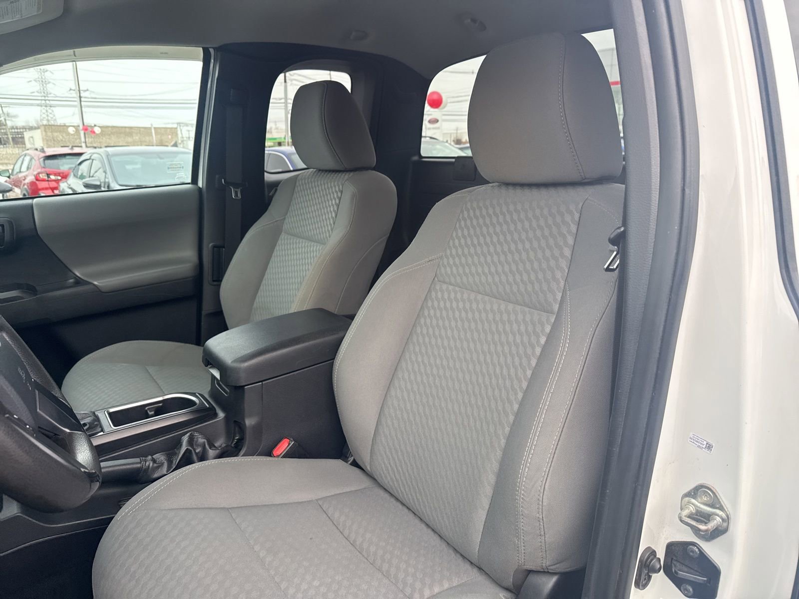 Thumbnail: 2020 Toyota Tacoma - 17