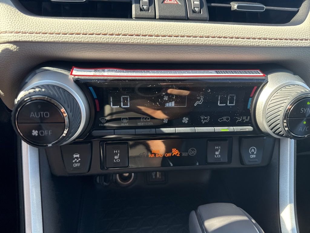 Thumbnail: 2025 Toyota RAV4 - 20