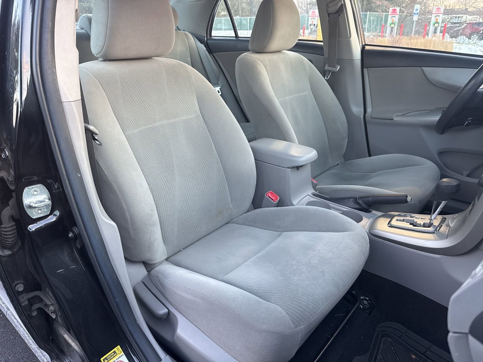 Thumbnail: 2013 Toyota Corolla - 13