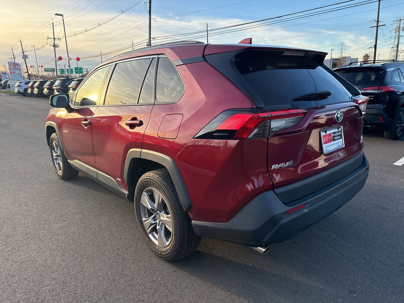 Thumbnail: 2023 Toyota RAV4 - 13