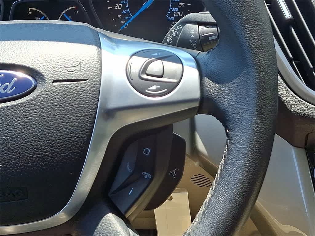 2013 Ford Escape SEL 29