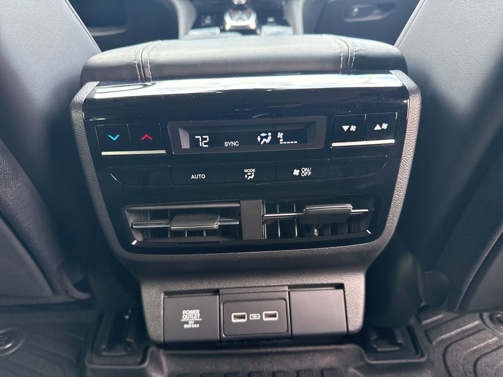 Thumbnail: 2022 Acura MDX - 32