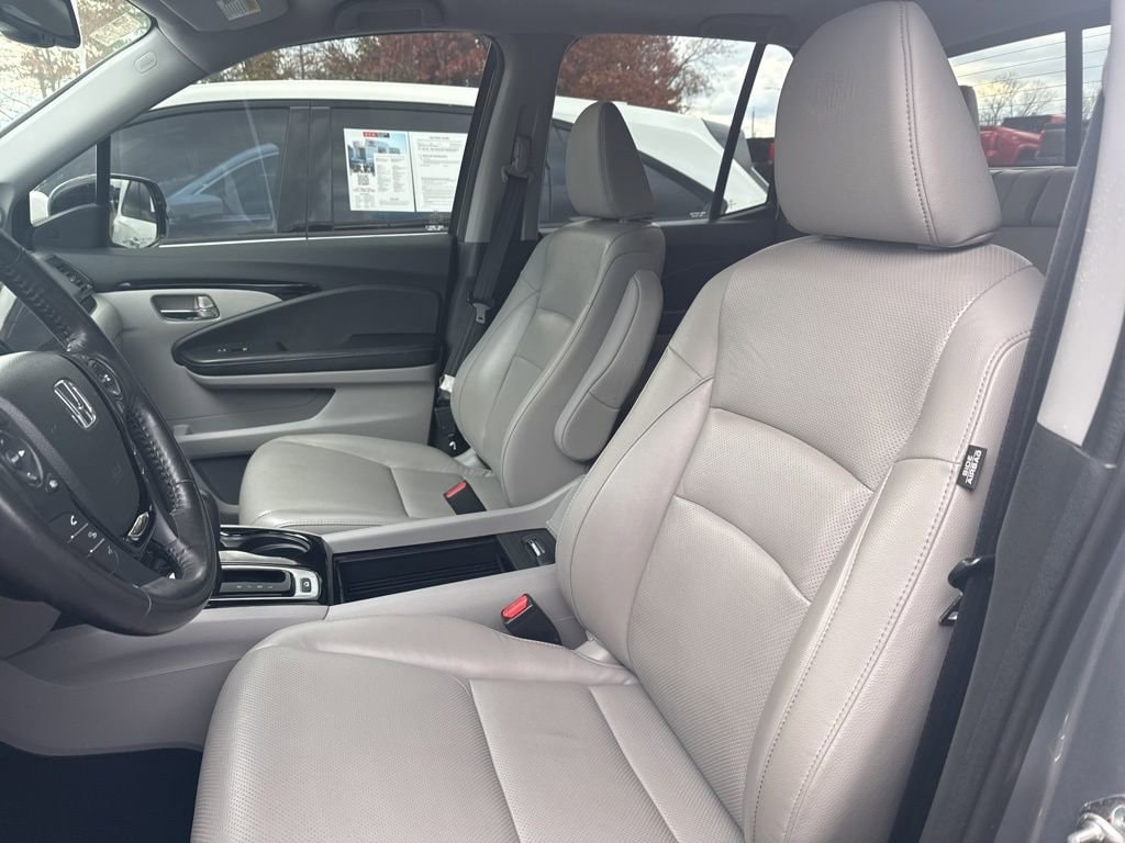 Thumbnail: 2018 Honda Ridgeline - 23