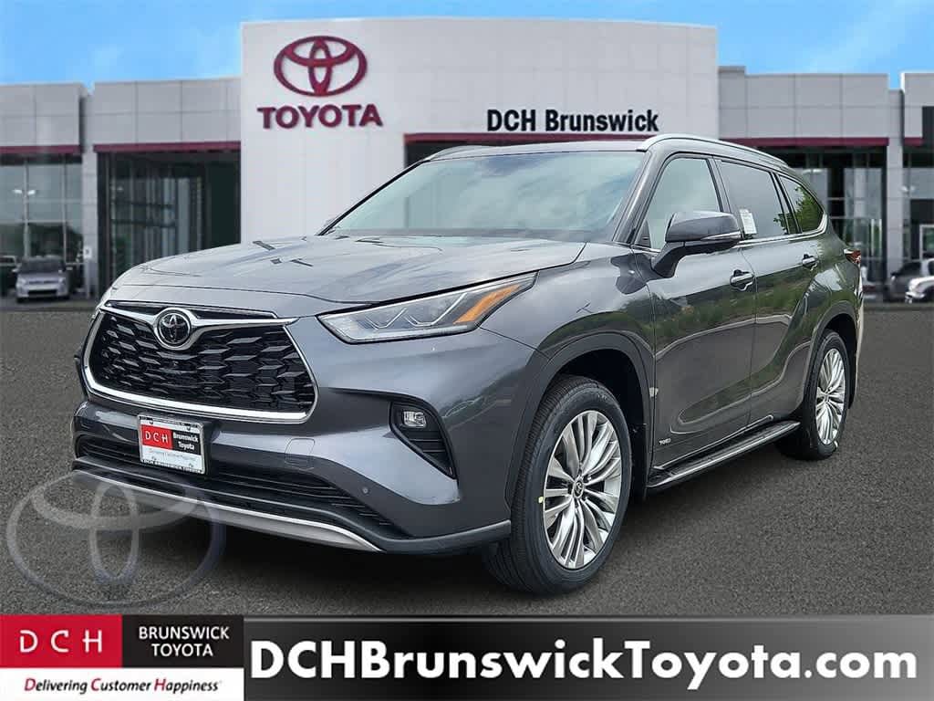 2025 Toyota Highlander Platinum -
                  North Brunswick Township, NJ