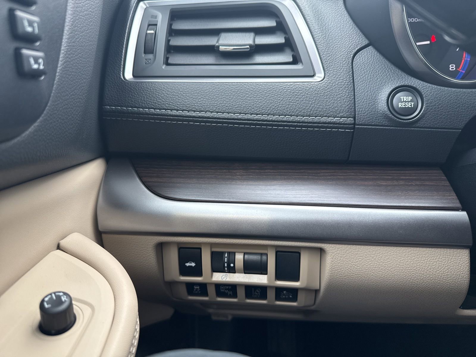 Thumbnail: 2019 Subaru Legacy - 29