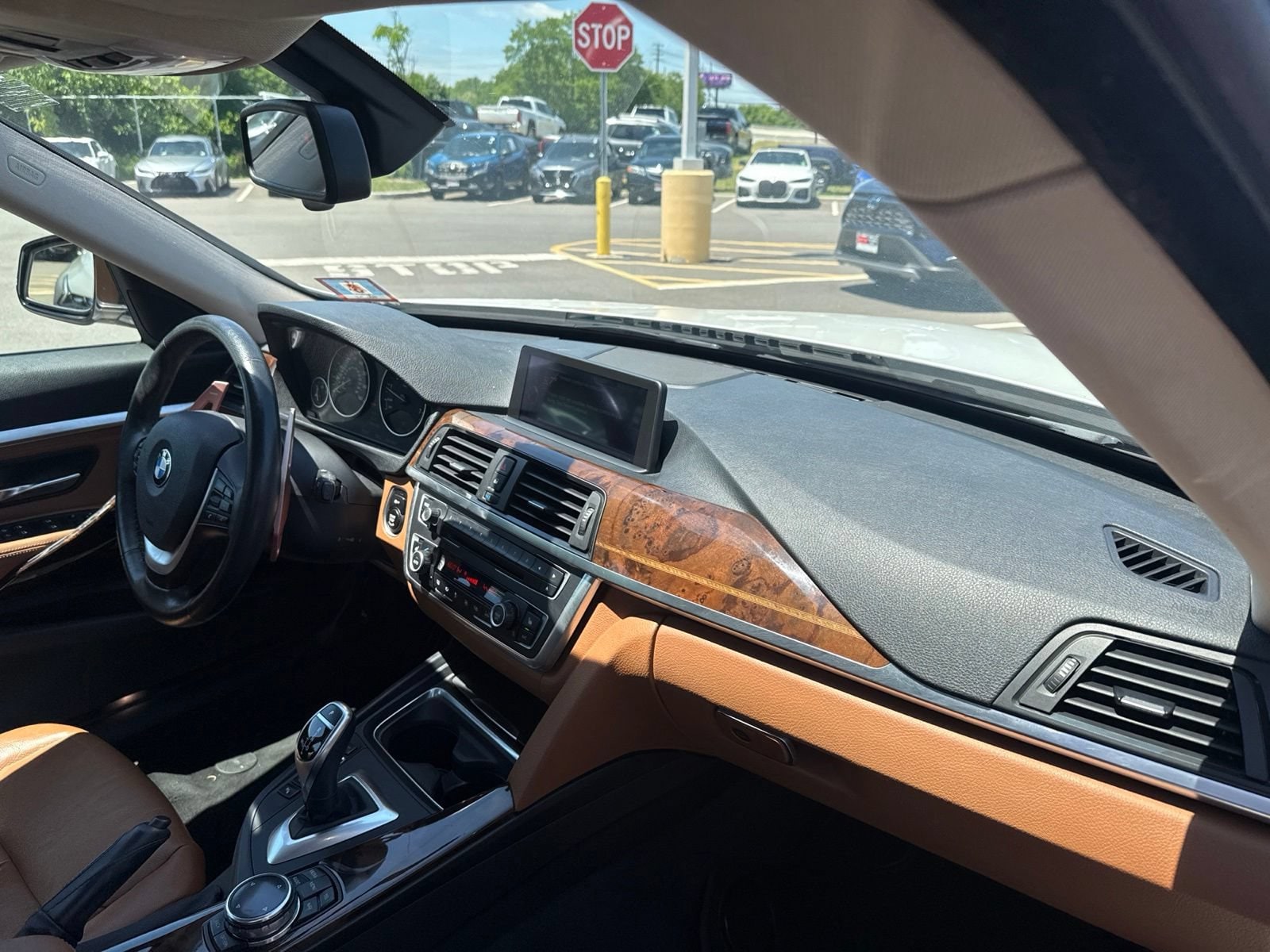 Thumbnail: 2014 BMW 3 Series - 21
