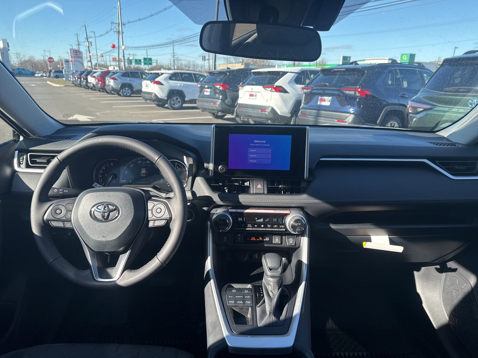 Thumbnail: 2025 Toyota RAV4 - 17