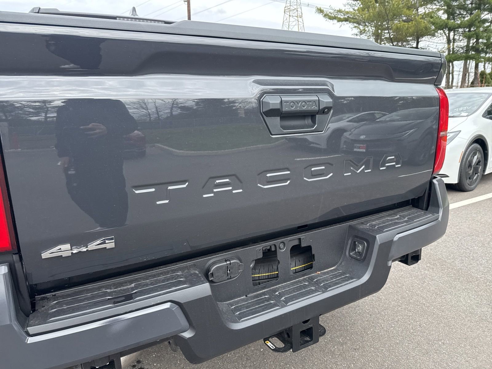 2026 Toyota Tacoma SR5 - Photo 9