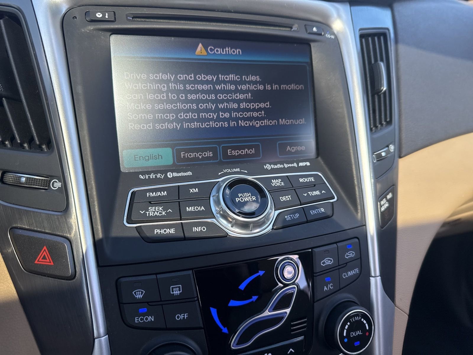 Thumbnail: 2015 Hyundai Sonata - 28