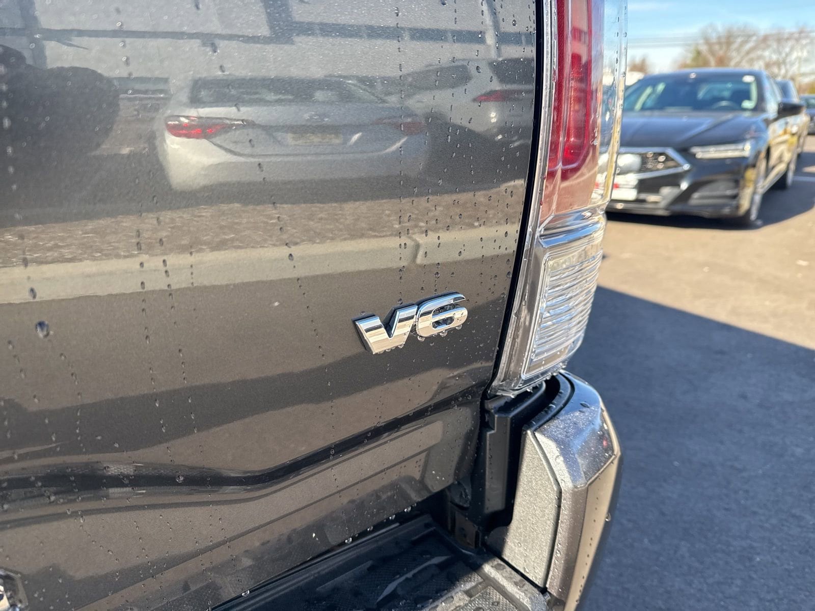 Thumbnail: 2022 Toyota Tacoma - 13