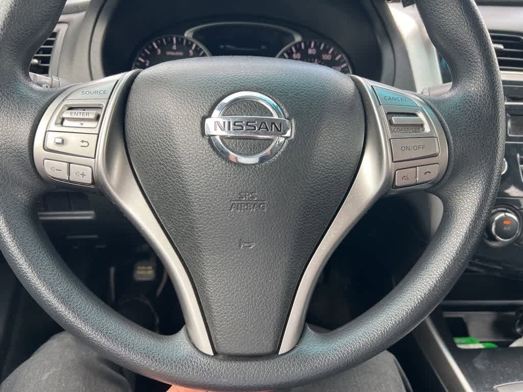 Thumbnail: 2013 Nissan Altima - 14