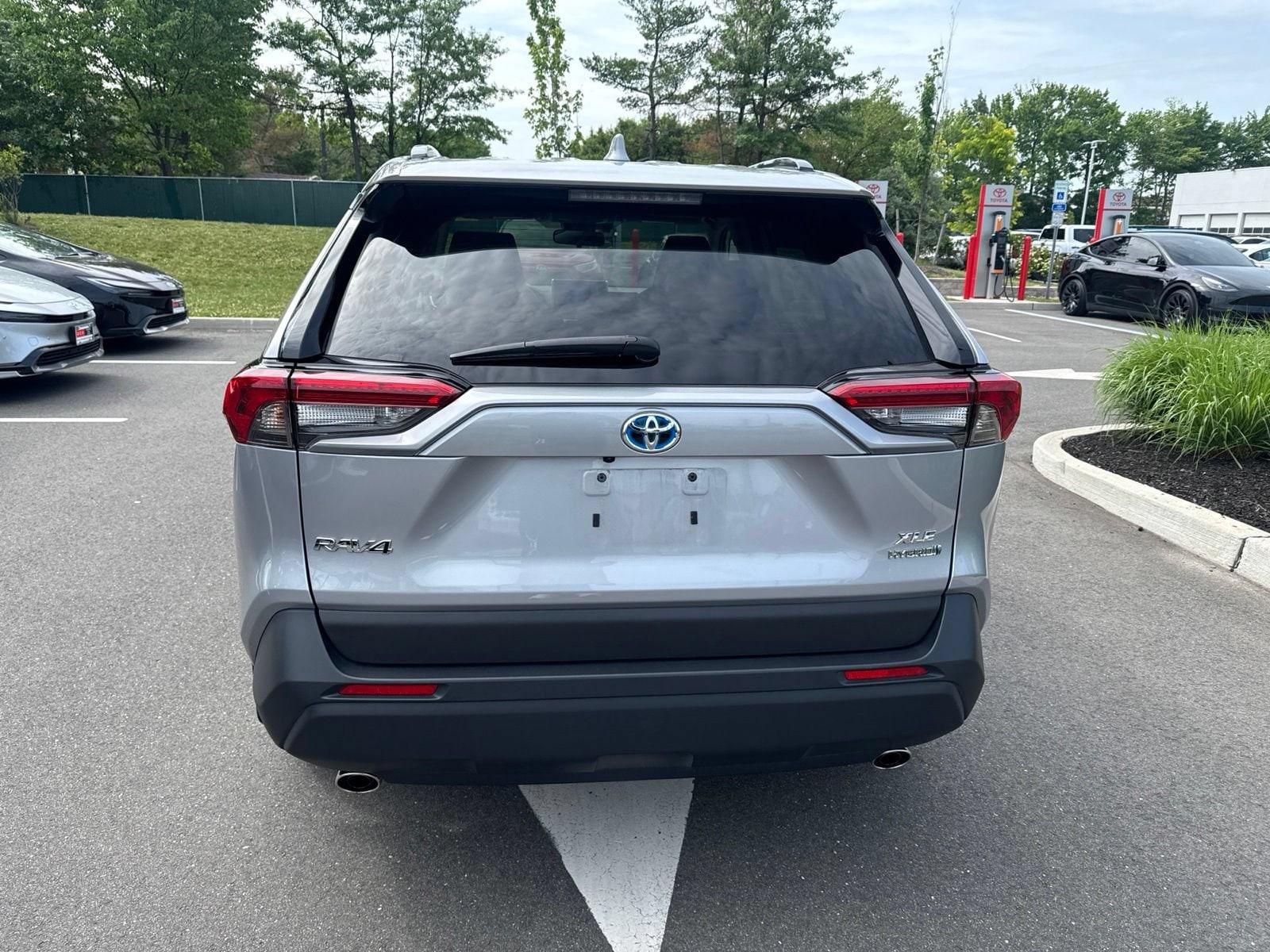 Thumbnail: 2023 Toyota RAV4 - 12