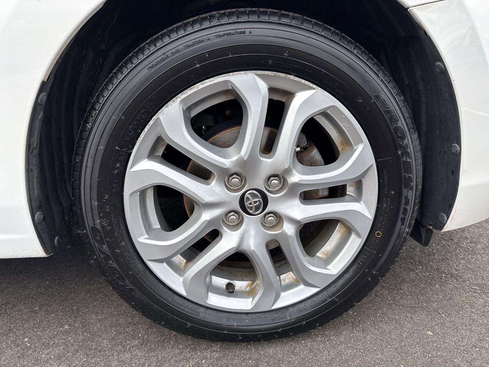 Thumbnail: 2018 Toyota Yaris iA - 15