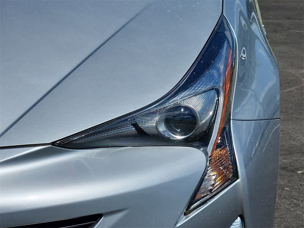 Thumbnail: 2017 Toyota Prius - 15