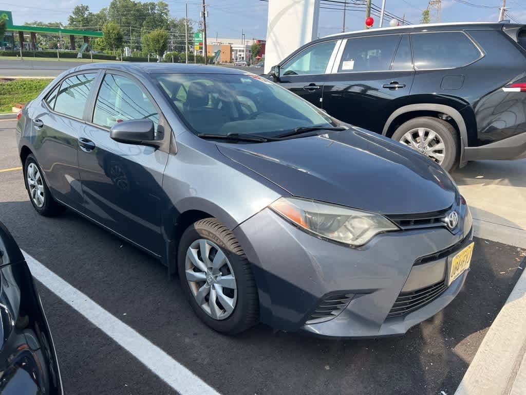Thumbnail: 2016 Toyota Corolla - 2