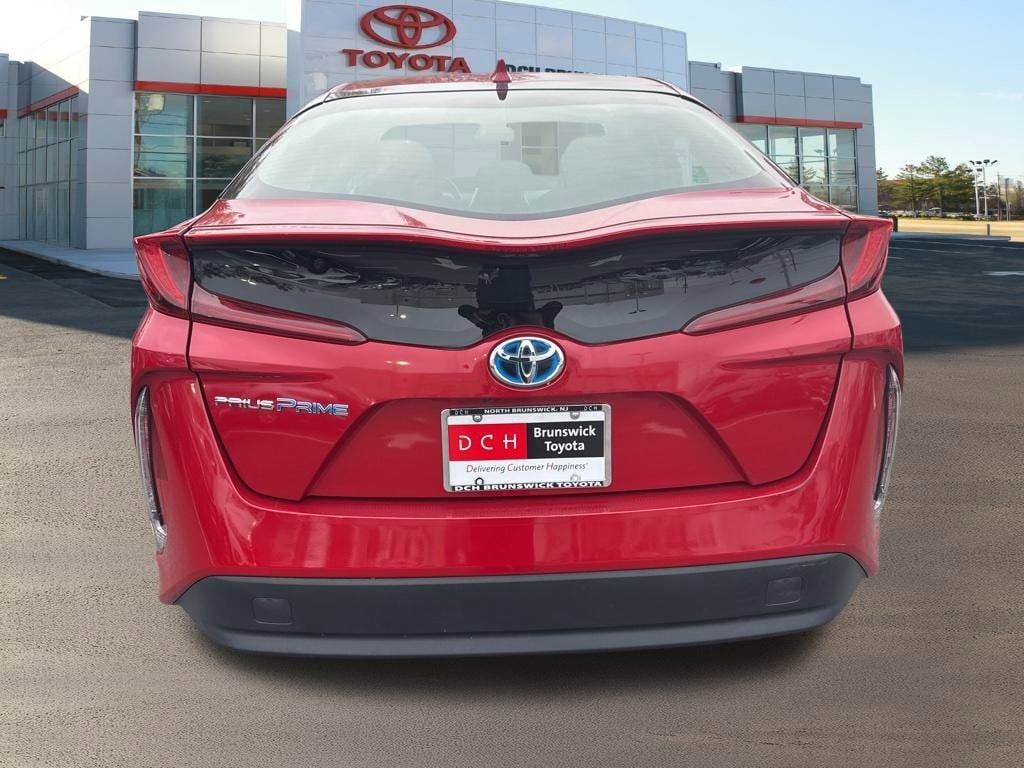 Thumbnail: 2022 Toyota Prius Prime - 6