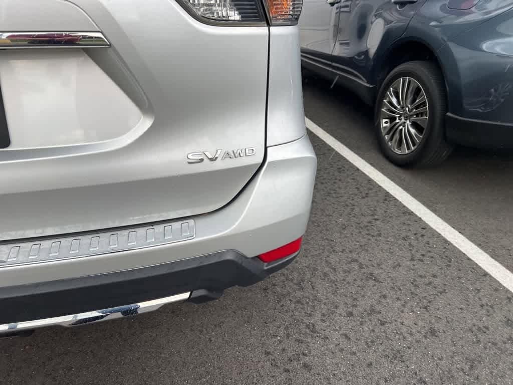 Thumbnail: 2018 Nissan Rogue - 20